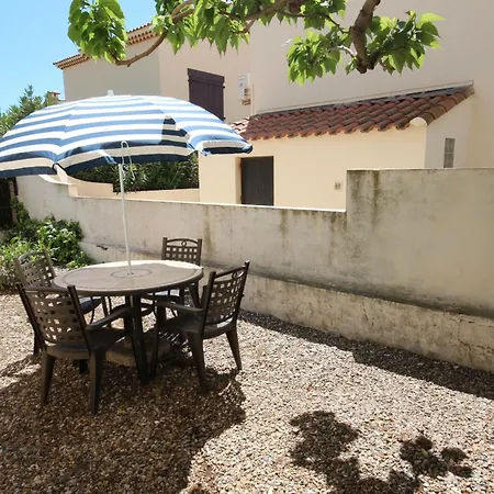 80m De La Au Rdc D'une Maison 1 4 Couchages Cour Lxrv9b